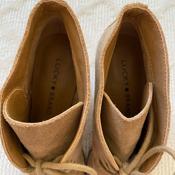 Lucky Brand Yamene Wedge Lace up Ankle Booties Suede Tan Size 6.5M - Picture 11 of 12